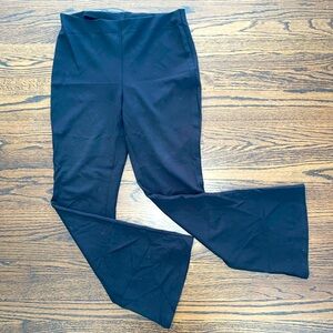 H&M pull-on black knit pants Slimming! Shaping! Large.